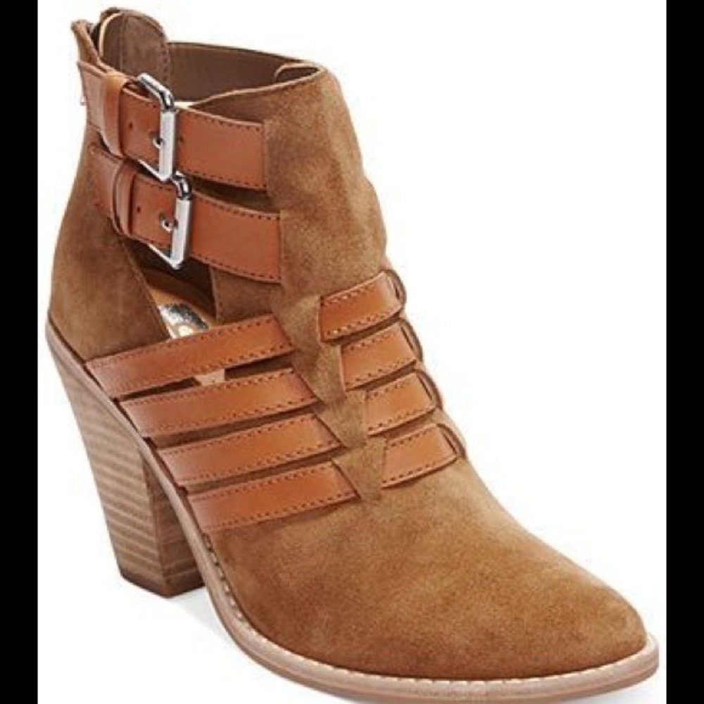 DV by Dolce Vita Tan Ankle Boots Buckle Design - 8 (EUC)